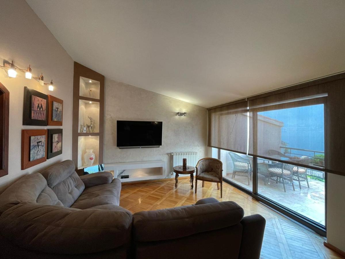 La Grande Apartments Cattaro Esterno foto