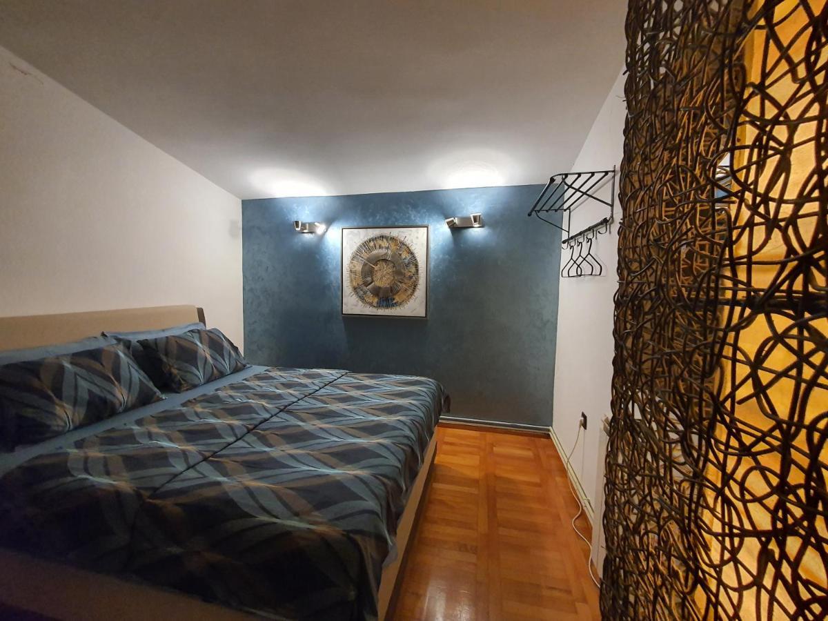 La Grande Apartments Cattaro Esterno foto