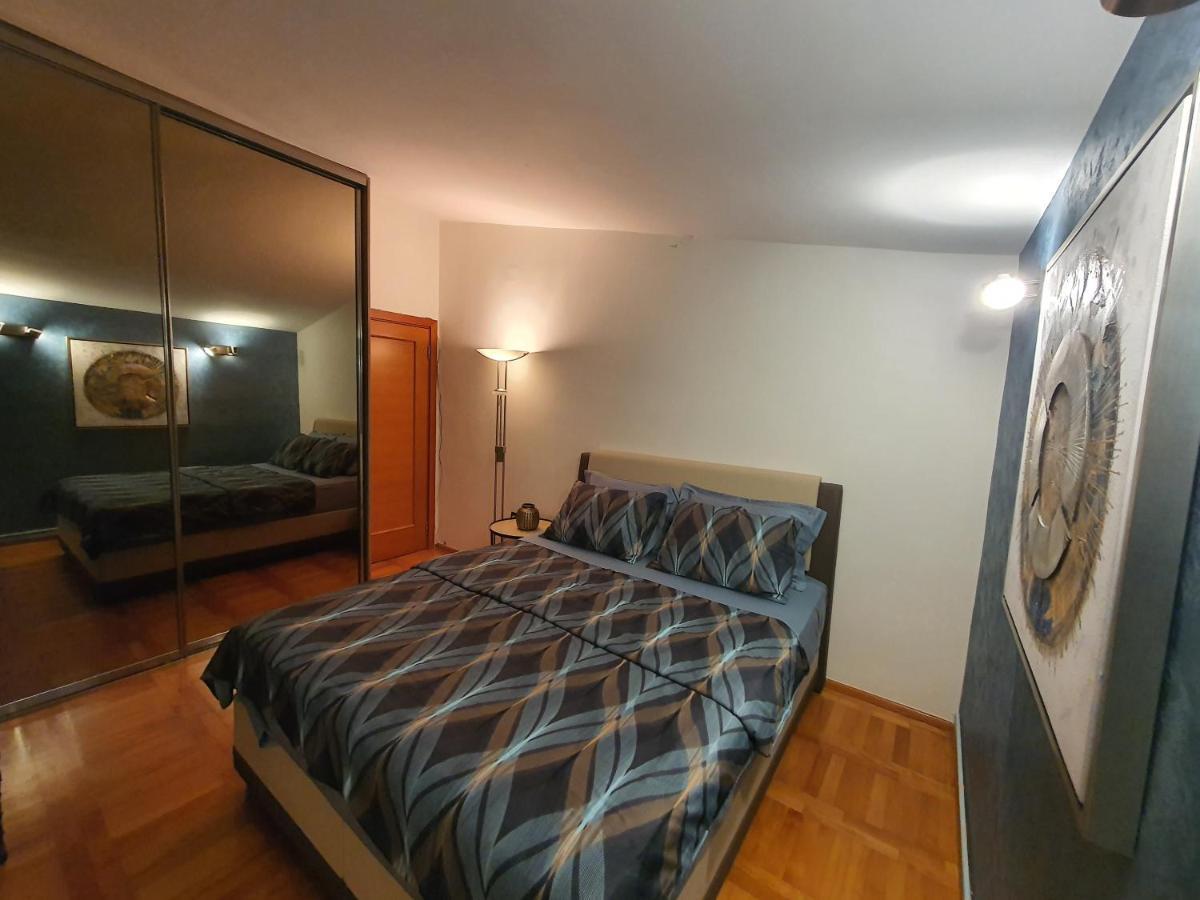 La Grande Apartments Cattaro Esterno foto