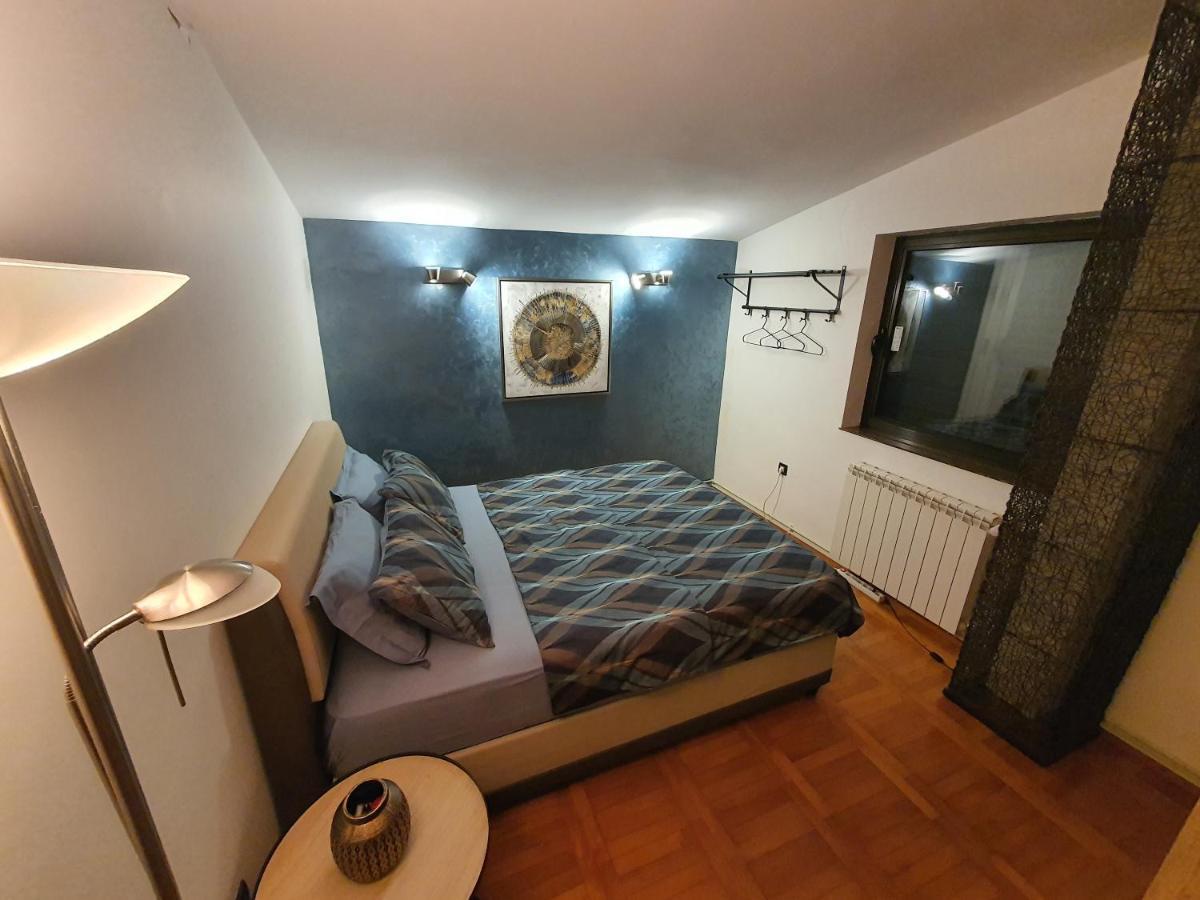 La Grande Apartments Cattaro Esterno foto