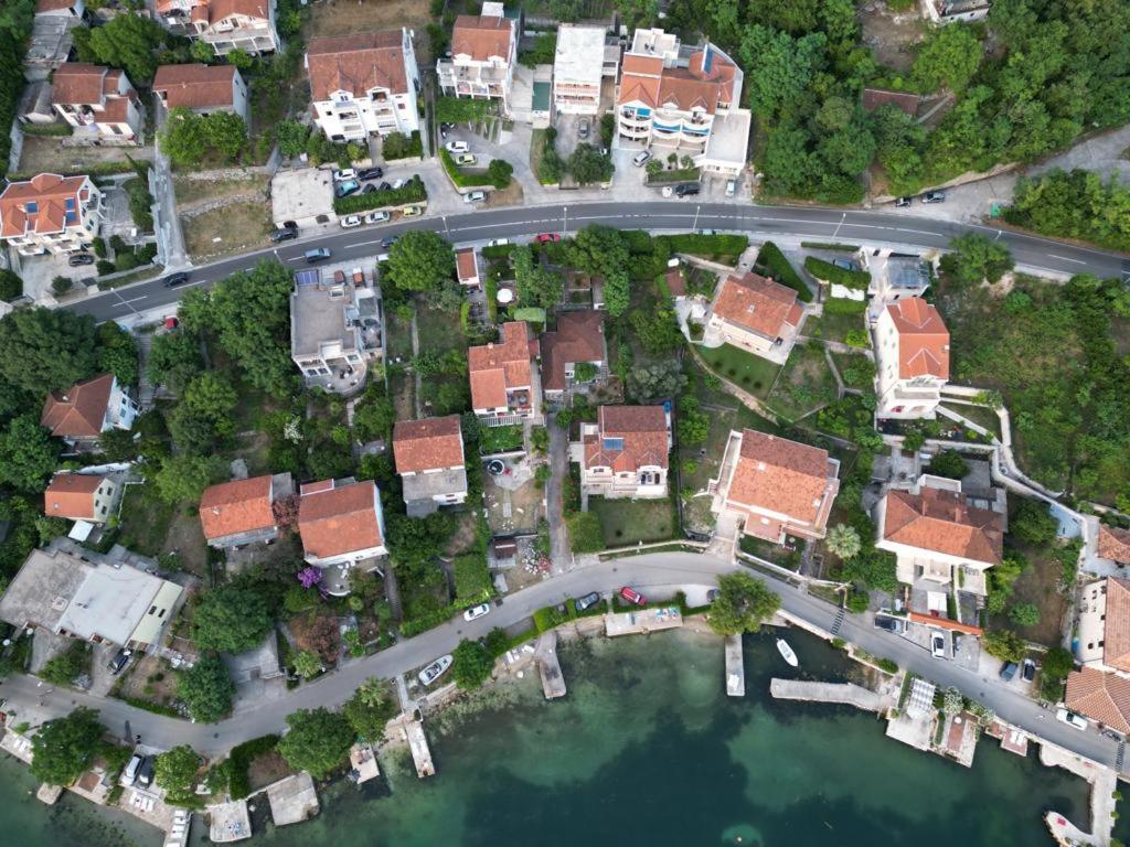La Grande Apartments Cattaro Esterno foto
